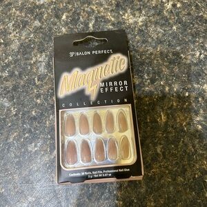 Magnetic Mirror Effect Nails - Elegant Brown
